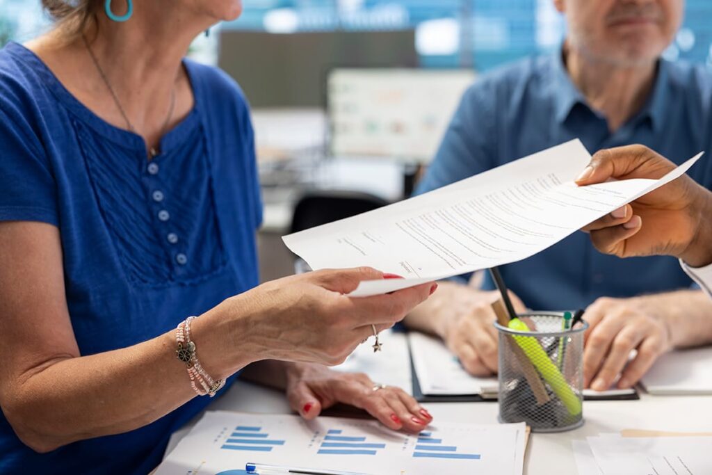 Is Your Pension Still on Track for the Retirement You Want? 1 Financial Adviser With Clients